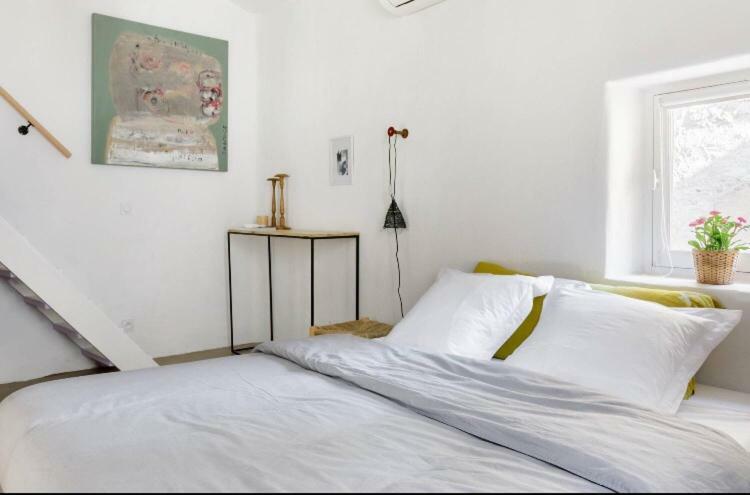 Nuits Etoilees Lourmarin Apartment Exterior foto